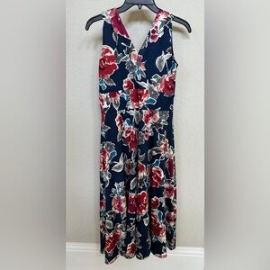 No wrinkle Karina dress, size small medium